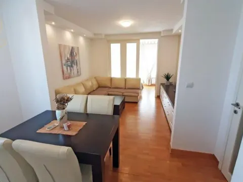 Izdavanje, dvosoban stan, 45m², Novi Beograd Blok 67, Novi Beograd Sve Podlokacije - image 4