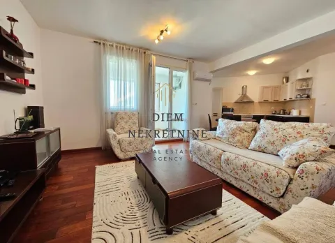 Rent, one bedroom apartment, 85m², Centar, Bar - image 13