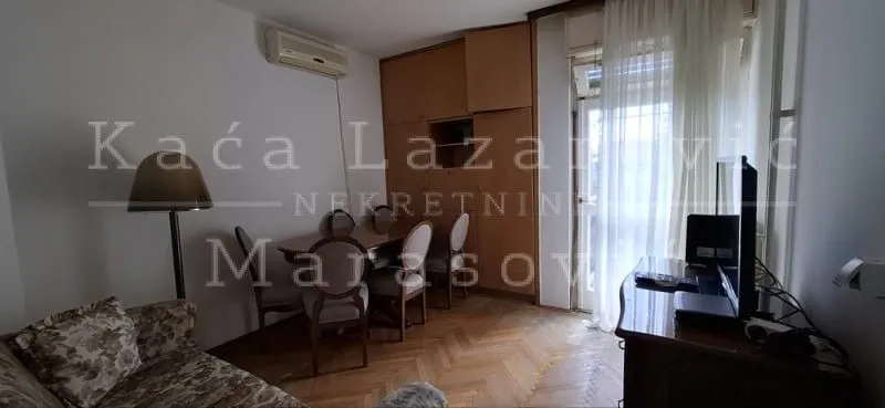 Prodaja, dvosoban stan, 36m², Savski Venac, Beograd