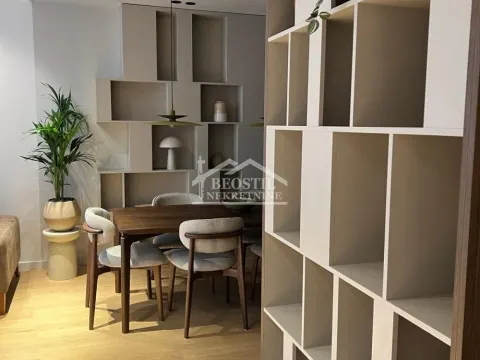 Izdavanje, četvorosoban stan, 112m², Stari Grad, Beograd - image 3