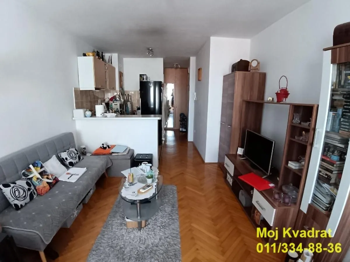 Prodaja, garsonjera, 30m², Karaburma, Palilula Sve Podlokacije