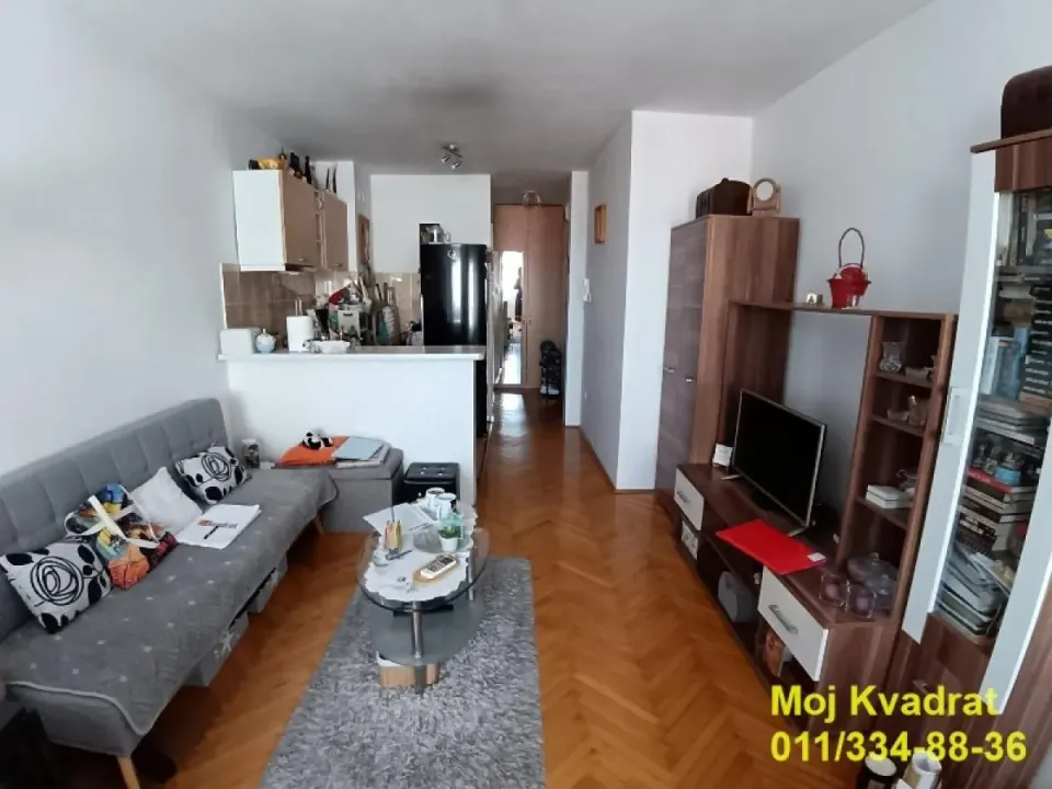 Prodaja, garsonjera, 30m², Karaburma, Palilula Sve Podlokacije