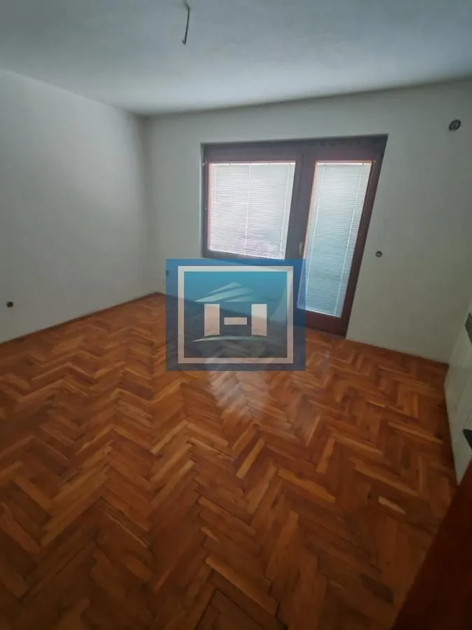 Prodaja, kuća, 240m², Tekija, Paraćin