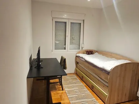 Izdavanje, stan, 66m², Stari Aerodrom, Podgorica - image 16