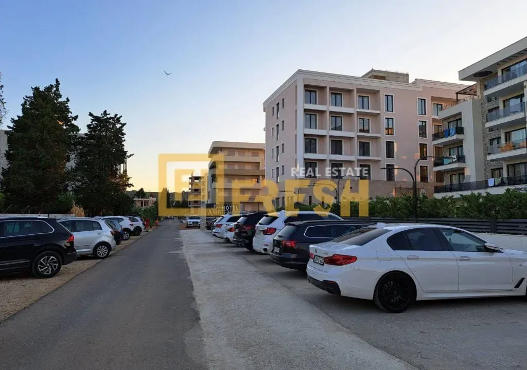 Prodaja, dvosoban stan, 69m², Ulcinj, Crna Gora