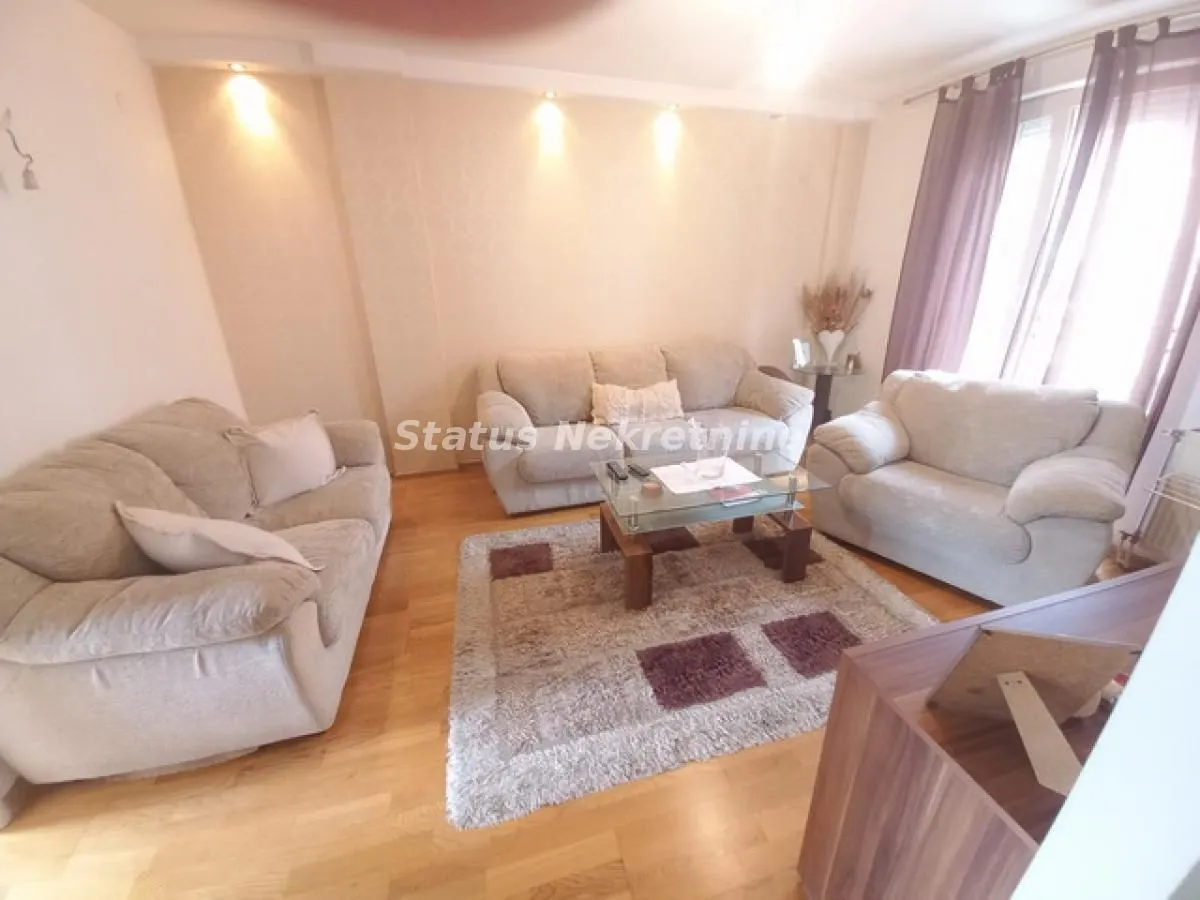 Izdavanje, jednosoban stan, 42m2, Salajka, Novi Sad, Novi Sad