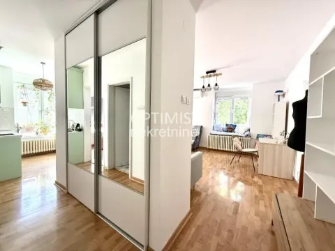 Izdavanje, dvosoban stan, 46m², Stari Grad, Beograd - image 11