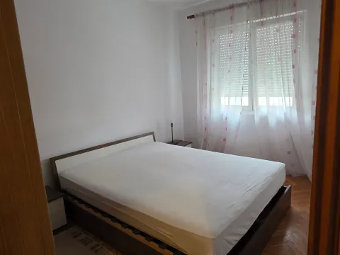 Rent, one bedroom apartment, 52m², Zagorič, Podgorica - image 9