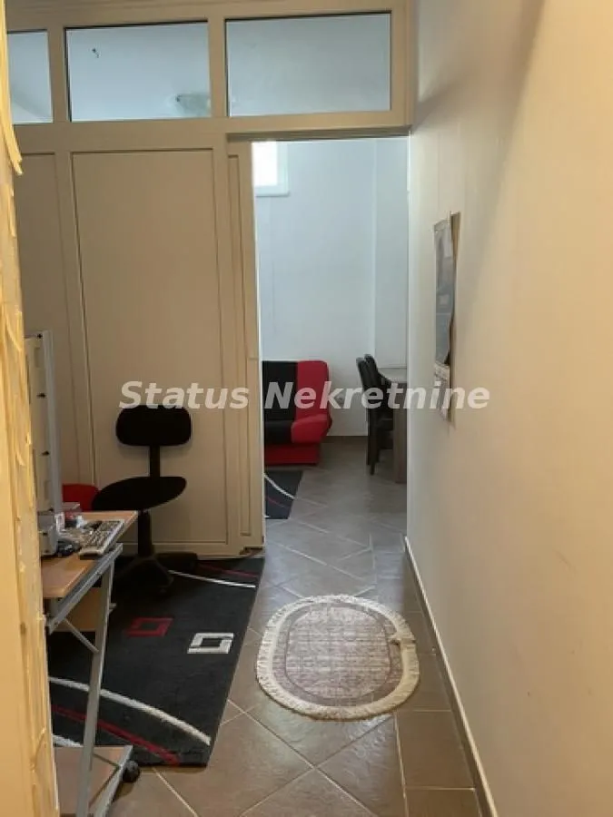 Prodaja, jednosoban stan, 28m², Grbavica, Novi Sad Sve Podlokacije