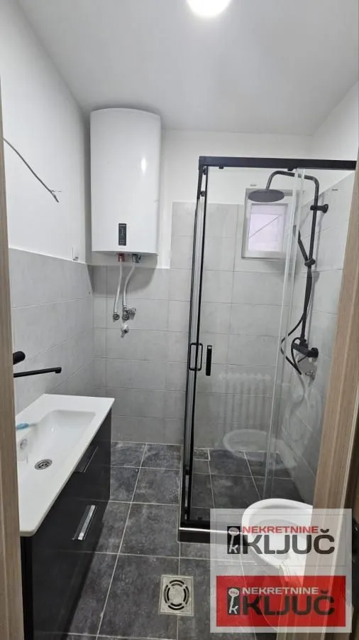 Prodaja, dvosoban stan, 59m², Sajmište, Novi Sad