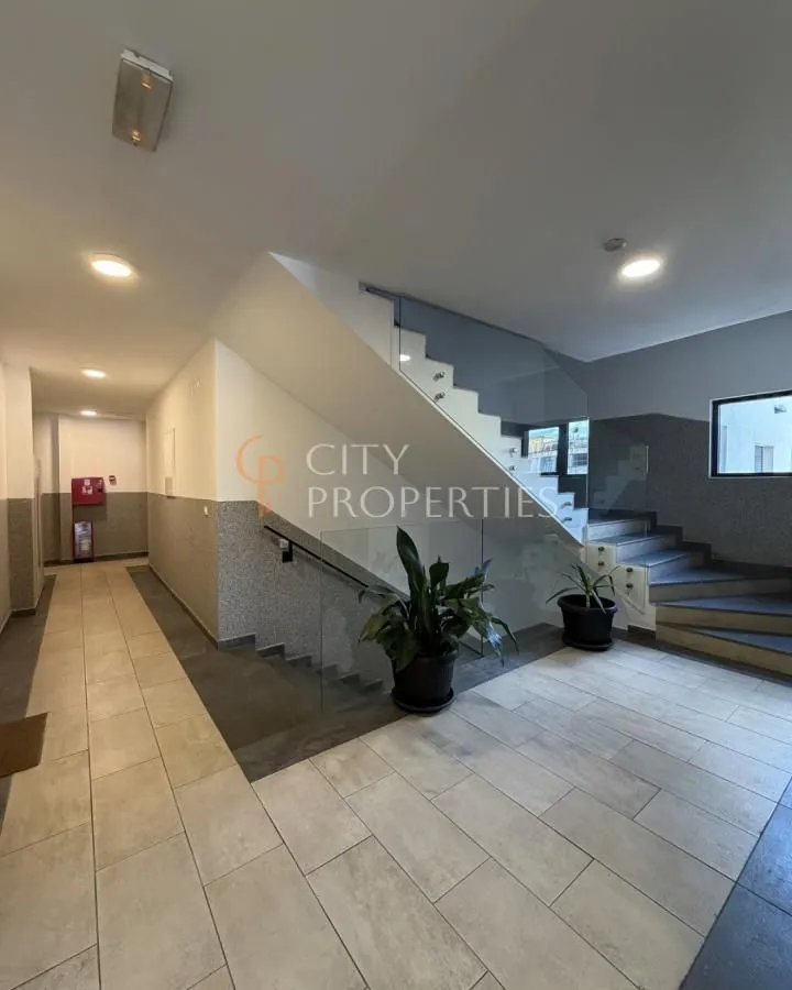 Prodaja, stan, 43m², Pobrežje, Podgorica