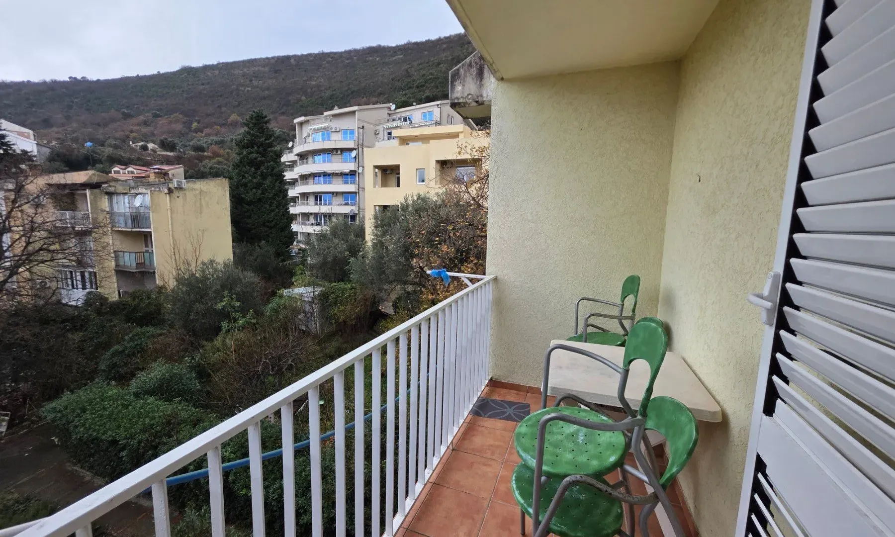 Prodaja, trosoban stan, 100m², Petrovac, Budva