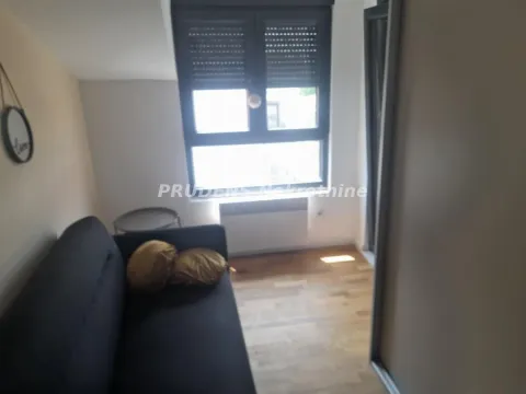 Izdavanje, dvosoban stan, 57m², Surčin, Beograd - image 4