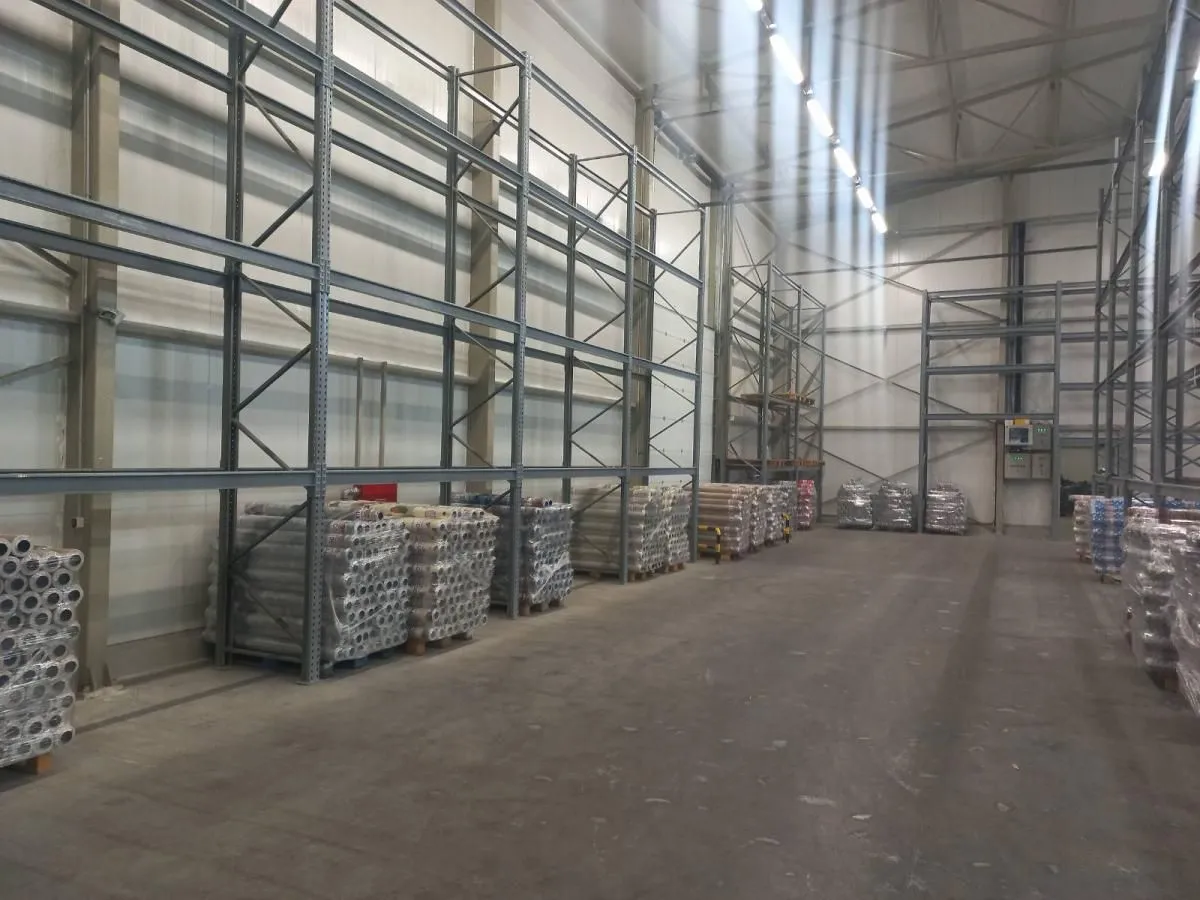 Rent, office space, 2750m², Surčin, Beograd