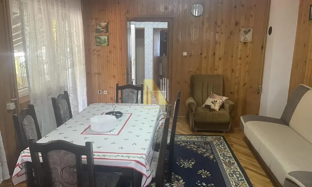 Izdavanje, trosoban stan, 75m², Adice, Novi Sad Sve Podlokacije