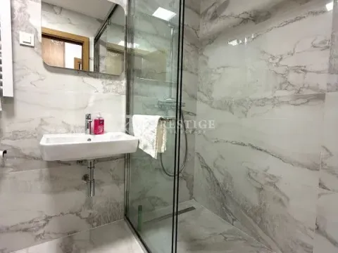 Izdavanje, jednosoban stan, 47m², City Kvart, Podgorica - image 11