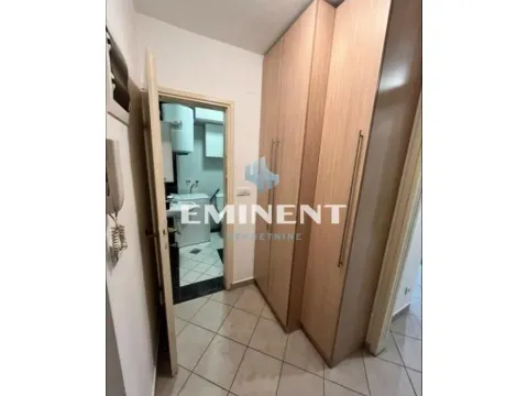 Izdavanje, stan, 33m², Stari Merkator, Novi Beograd Sve Podlokacije - image 5