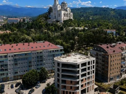 Prodaja, jednosoban stan, 48m², Centar, Nikšić - image 4