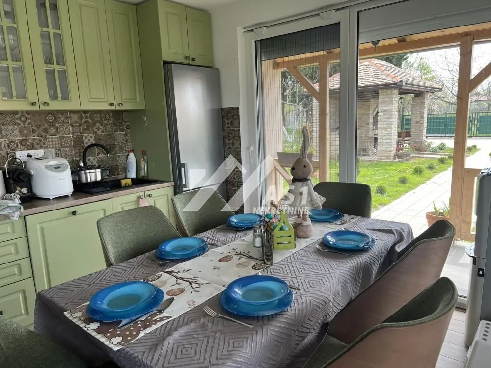 Izdavanje, kuća, 100m², Sremski Karlovci, Novi Sad