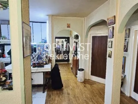 Prodaja, trosoban stan, 64m², Karaburma, Palilula Sve Podlokacije - image 6