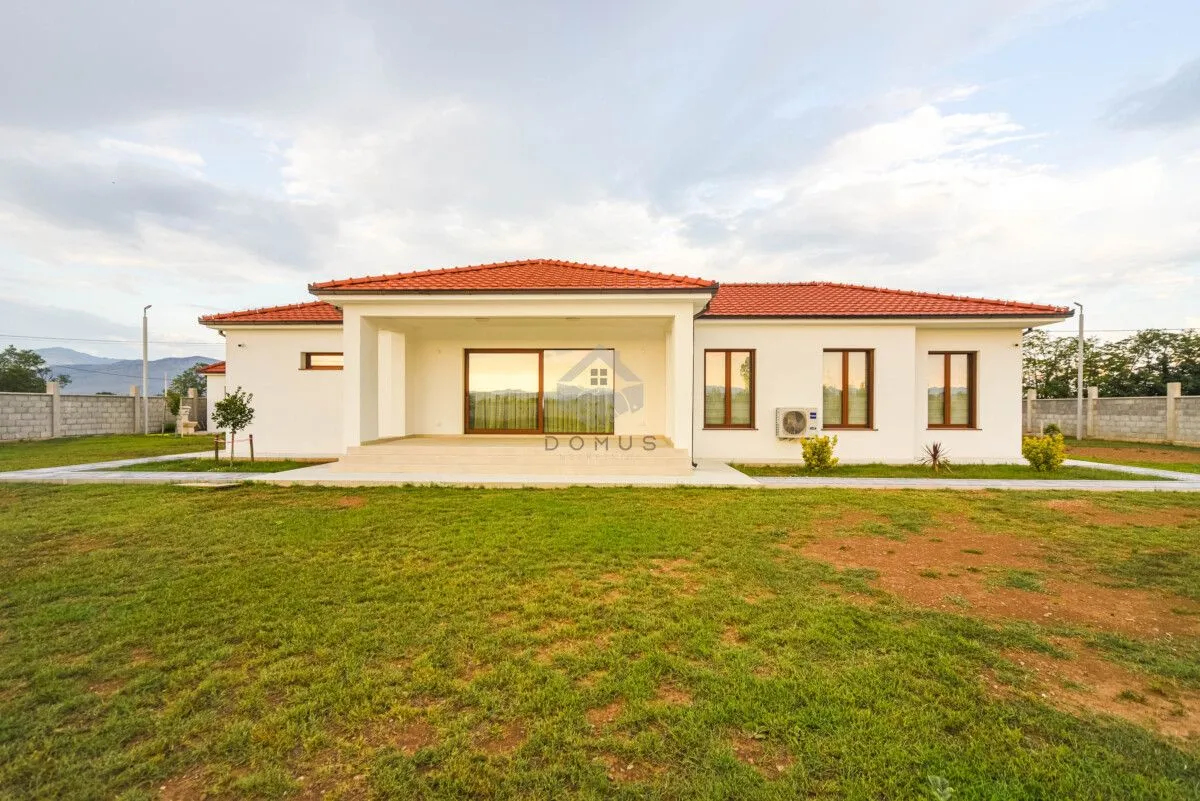 Rent, house, 100m², Zeta, Podgorica