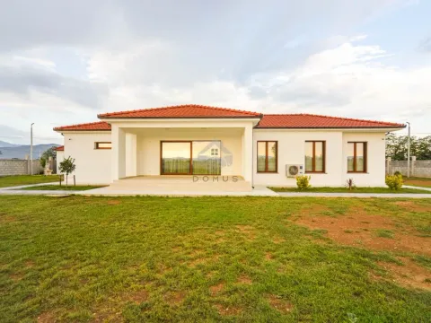 Rent, house, 100m², Zeta, Podgorica - image 9
