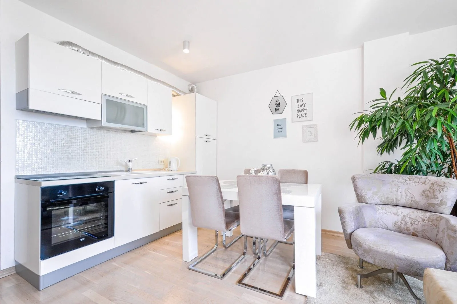 Prodaja, jednosoban stan, 48m², Budva, Crna Gora