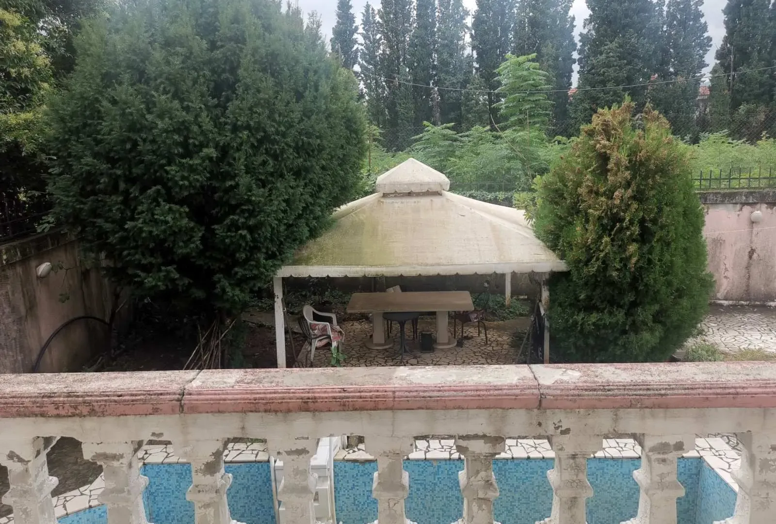 Prodaja, kuća, 335m², Podgorica, Crna Gora