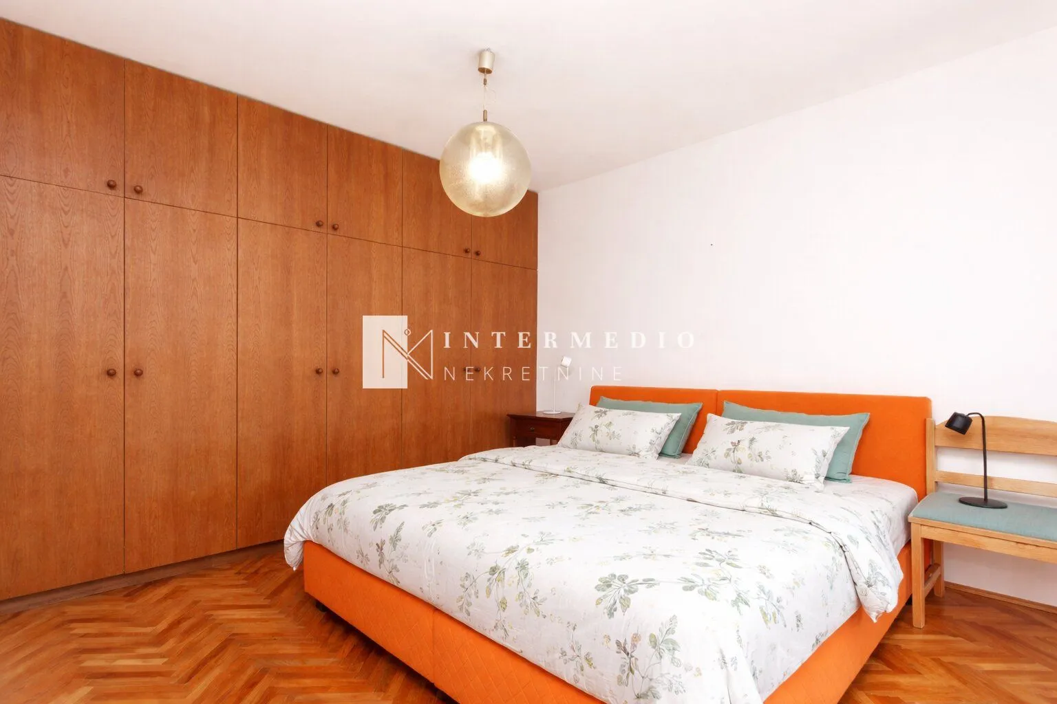 Prodaja, dvosoban stan, 69m², Centar, Herceg Novi