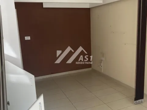 Rent, office space, 45m², Detelinara, Novi Sad Sve Podlokacije - image 4