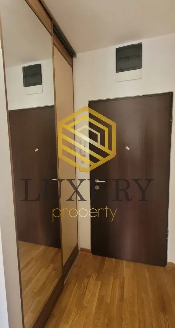 Prodaja, jednosoban stan, 42m², City Kvart, Podgorica