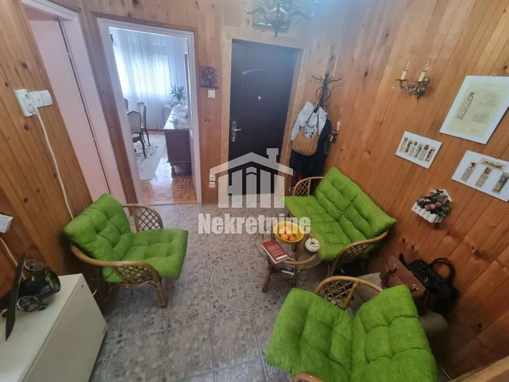 Sale, four bedroom apartment, 100m², Zemun Sve Podlokacije, Beograd