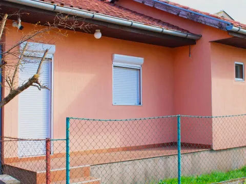 Prodaja, kuća, 77m², Murtovina, Podgorica - image 6