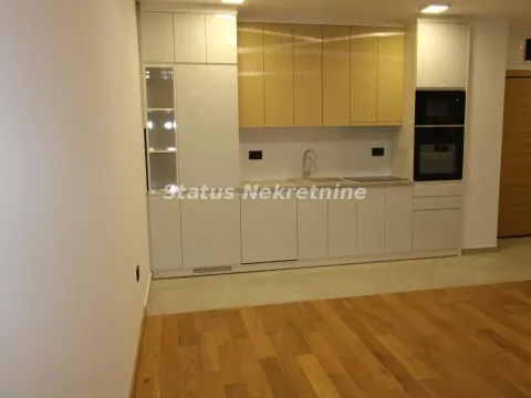 Izdavanje, trosoban stan, 60m², Sajmište, Novi Sad - image 8