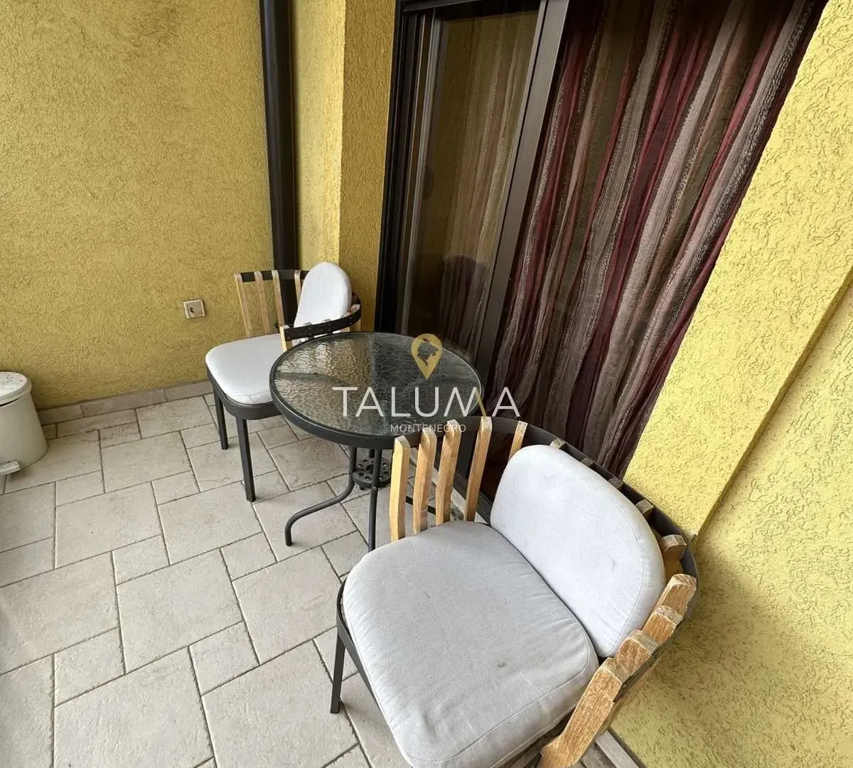 Izdavanje, jednosoban stan, 50m², Stari Aerodrom, Podgorica