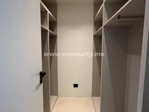 Sale, house, 273m², Tivat, Crna Gora - image 13