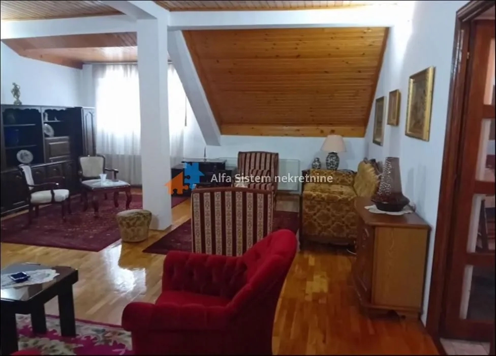 Izdavanje, kuća, 330m², Savski Venac, Beograd