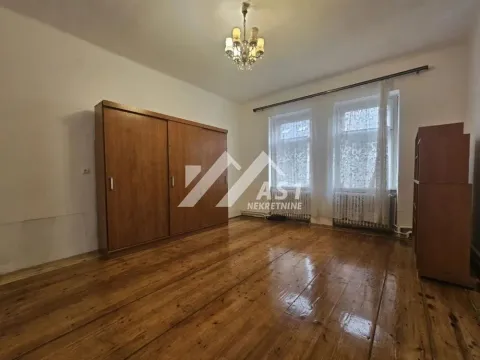 Izdavanje, kuća, 106m², Centar, Novi Sad - image 5