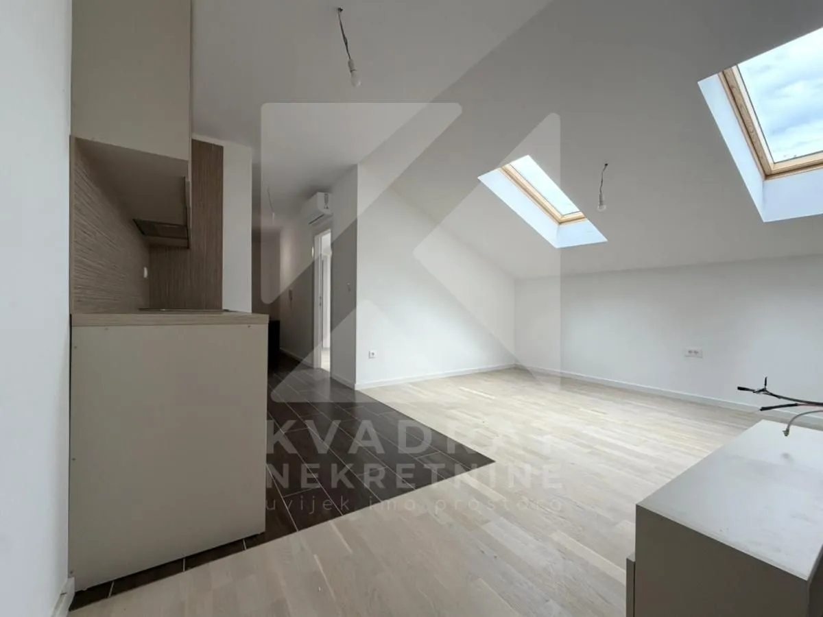 Prodaja, jednosoban stan, 50m², Tološi, Podgorica