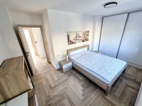 Rent, two bedroom apartment, 85m², Kumbor, Herceg Novi - image 3