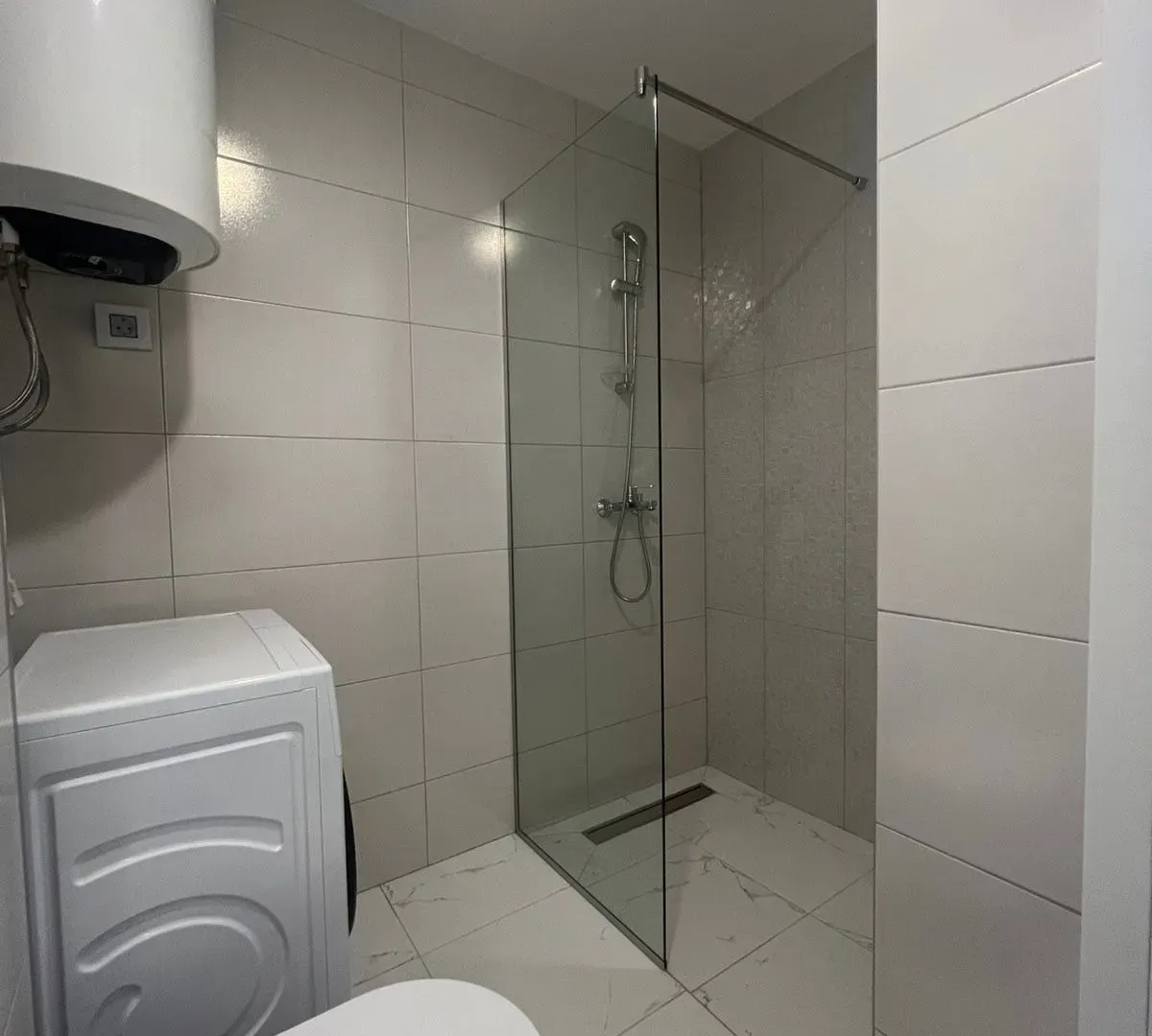 Izdavanje, jednosoban stan, 47m², Stari Aerodrom, Podgorica