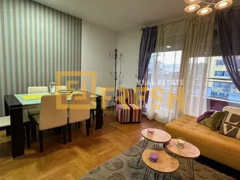 Izdavanje, dvosoban stan, 67m², Preko Morače, Podgorica - image 2