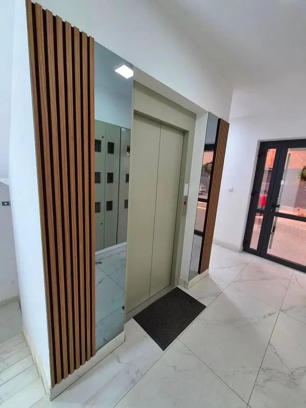 Prodaja, trosoban stan, 84m², Pančevo, Srbija
