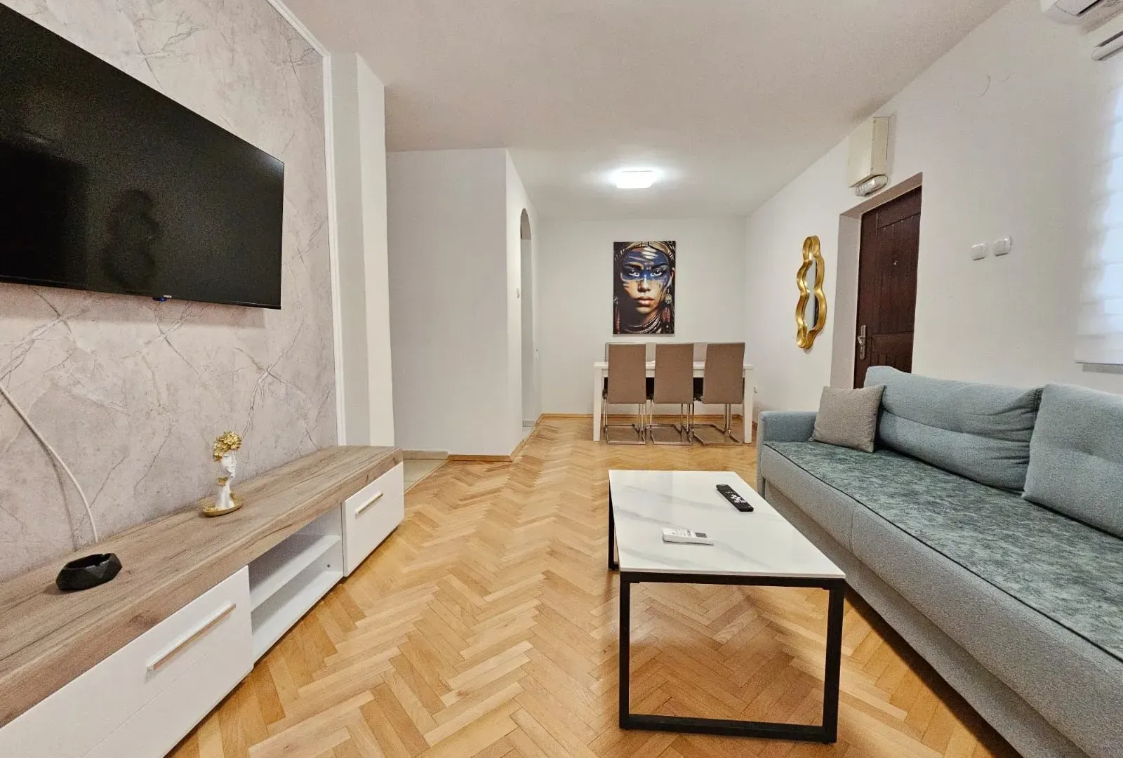 Prodaja, trosoban stan, 80m², Budva, Crna Gora