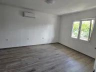 Izdavanje, dvosoban stan, 100m², Masline, Podgorica - image 7