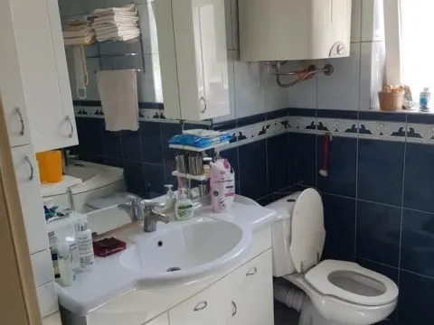 Rent, four bedroom apartment, 160m², Galenika, Beograd - image 15