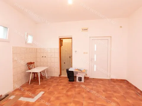 Prodaja, kuća, 138m², Topla, Herceg Novi - image 11