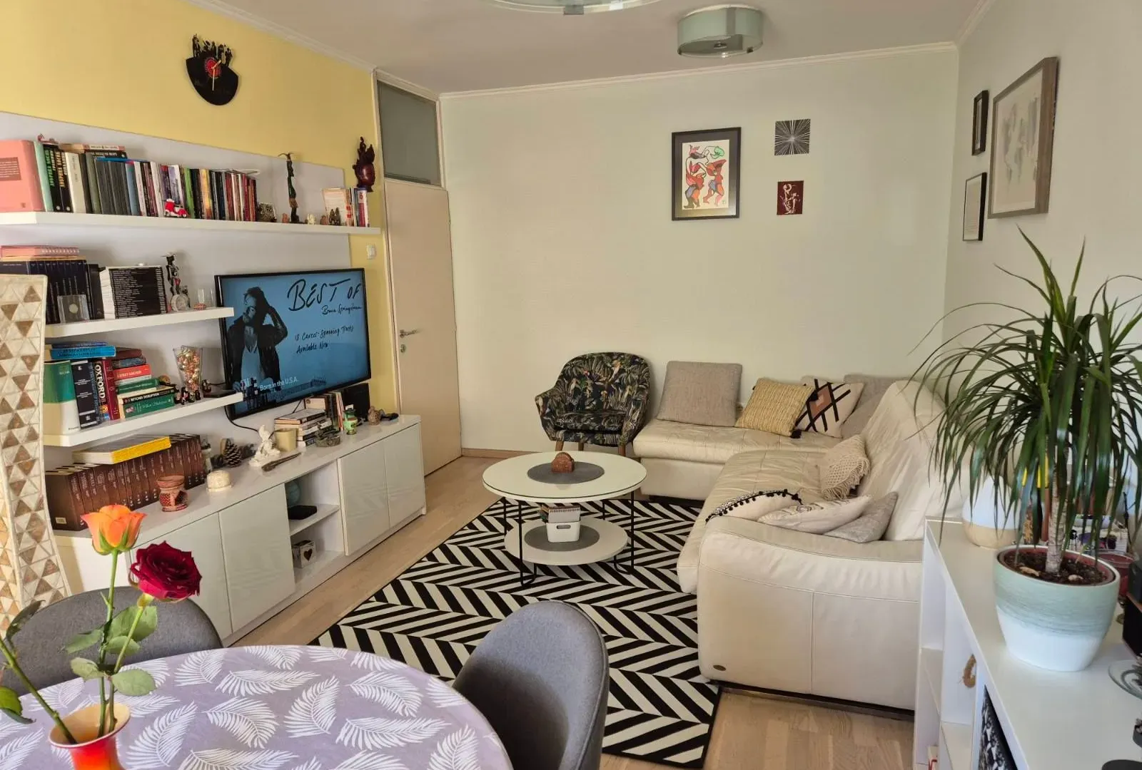 Izdavanje, dvosoban stan, 60m², Preko Morače, Podgorica