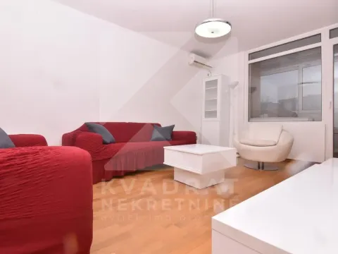 Izdavanje, dvosoban stan, 76m², Blok 6, Podgorica - image 3