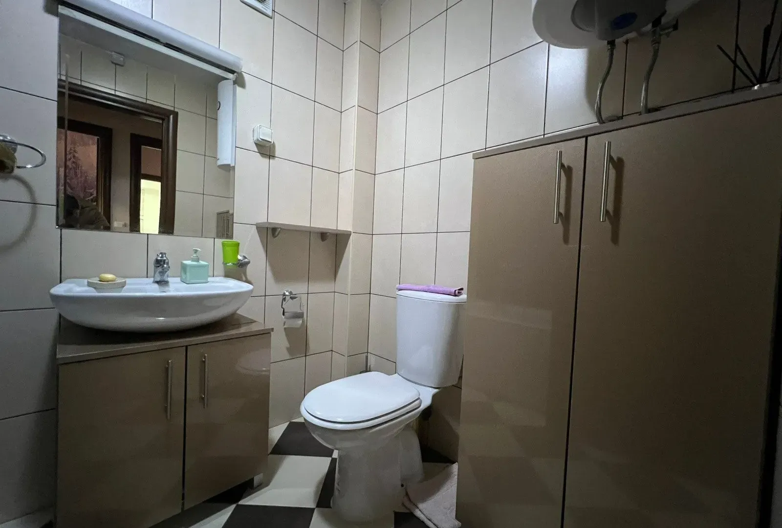 Izdavanje, dvosoban stan, 90m², City Kvart, Podgorica